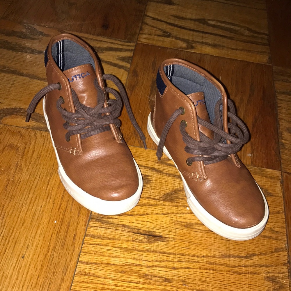 Náutica shoes for kids🥾size 1